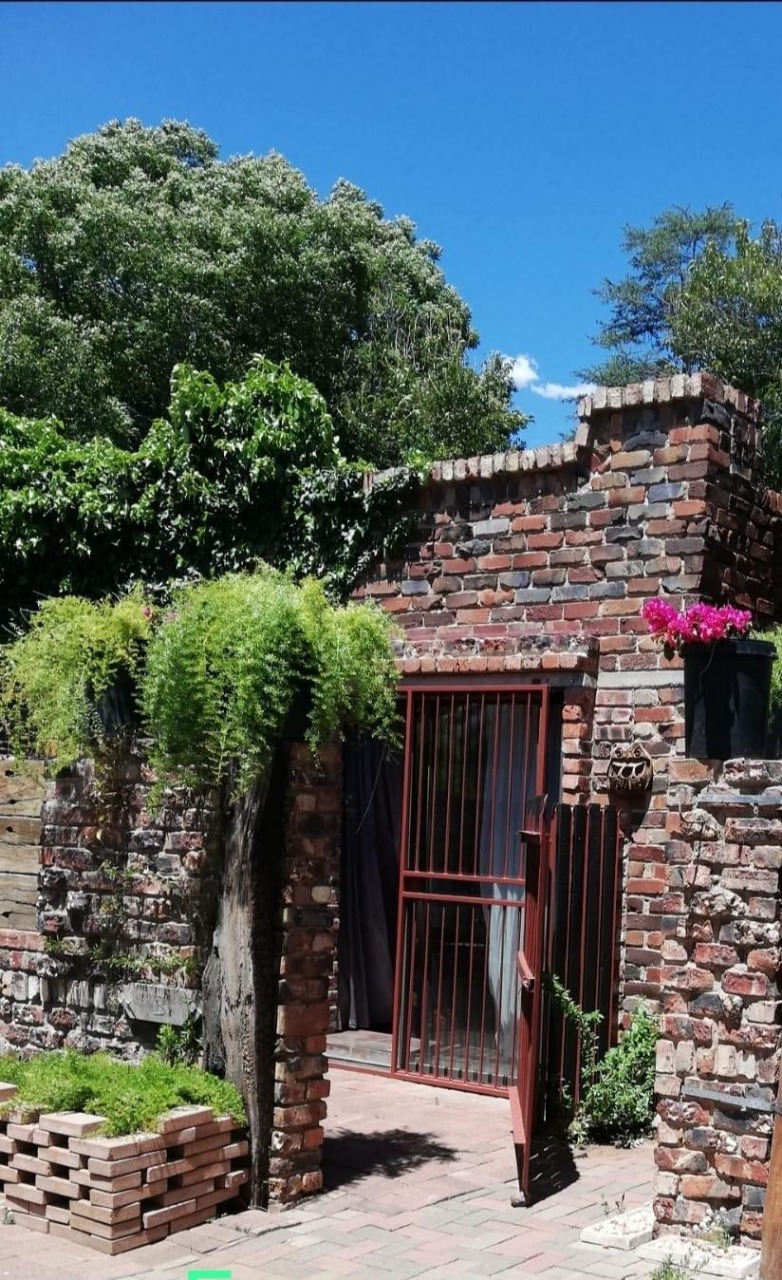 To Let  Bedroom Property for Rent in Fichardt Park Free State